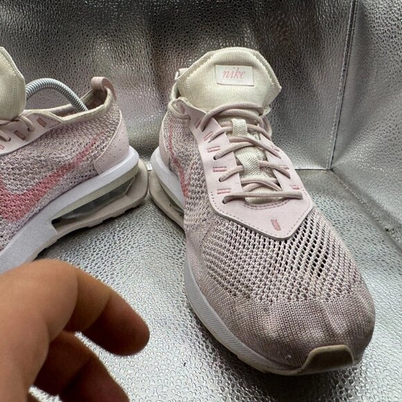Size 10.5 Nike Air‎ Max Flyknit Racer Womens Soft Pink Athletic Shoes FJ4577-100 - Picture 5 of 11